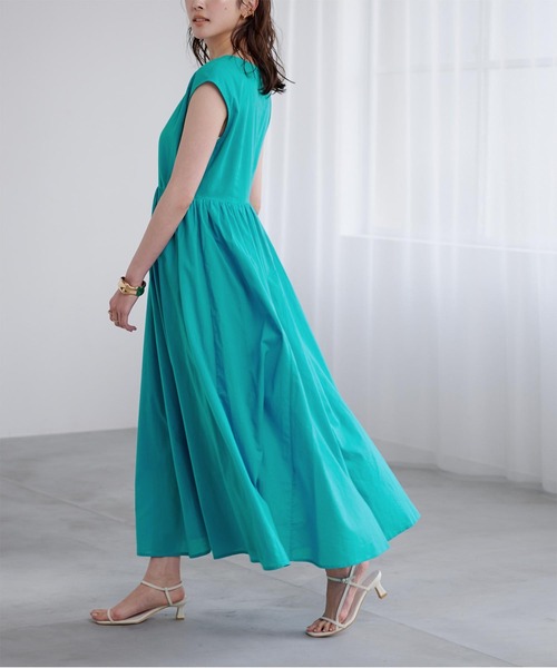 フレンチスリーブギャザーフレアワンピース