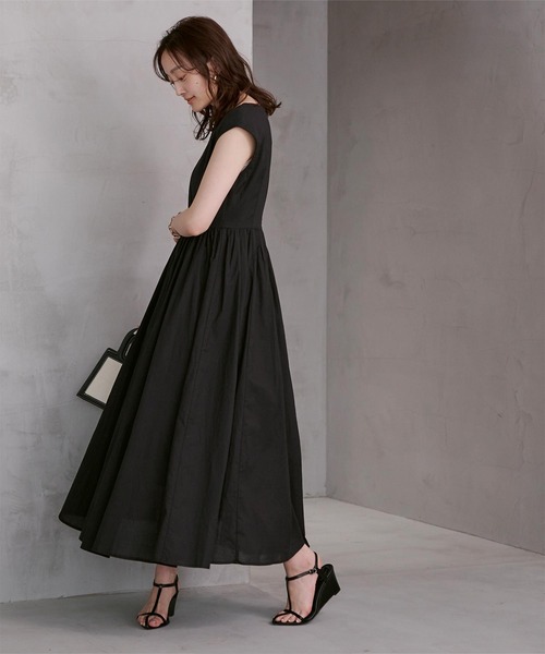 フレンチスリーブギャザーフレアワンピース