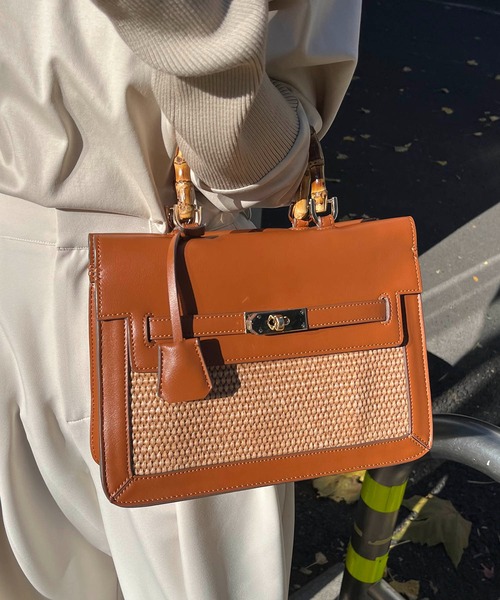 CAPRICIEUX LE'MAGE（カプリシューレマージュ）の「〈LE VERNIS/ル・ベルニ〉ザツザイMIXボストンバッグ（ハンドバッグ・レディース・ブラック/キャメル・FREE）」の16枚目の写真