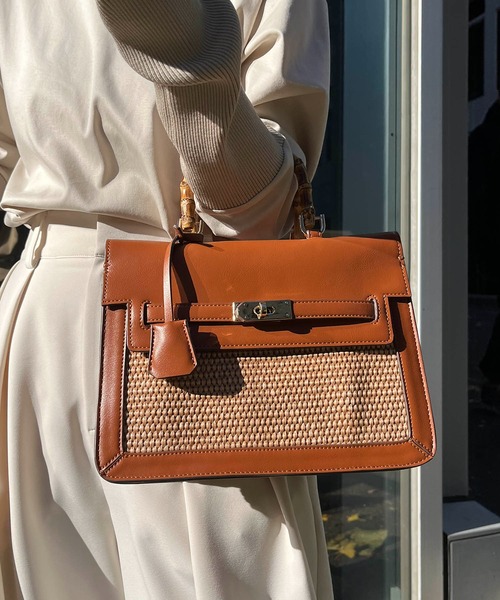 CAPRICIEUX LE'MAGE（カプリシューレマージュ）の「〈LE VERNIS/ル・ベルニ〉ザツザイMIXボストンバッグ（ハンドバッグ・レディース・ブラック/キャメル・FREE）」の3枚目の写真