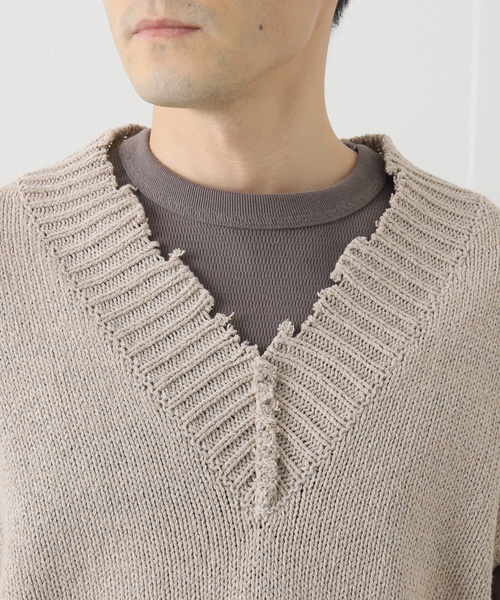 Maison Margiela（メゾンマルジェラ）の「【MAISON MARGIELA / メゾン マルジェラ】Destroyed cotton vest（ベスト・メンズ・アイボリー・MEDIUM）」の7枚目の写真