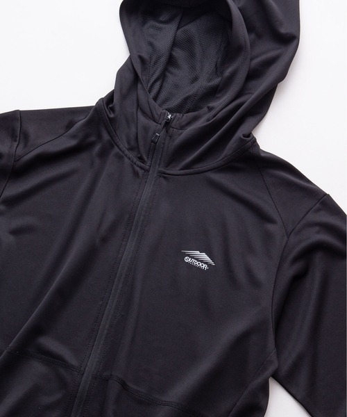 OUTDOOR PRODUCTS（アウトドアプロダクツ）の「【OUTDOOR PRODUCTS/アウトドアプロダクツ】吸水速乾　抗菌防臭加工　リフレクター　透湿　UVカット　軽量　ラッシュガードとしても使用可　ワンポイントブランドロゴ　パーカー（パーカー・メンズ・グレー/ブラック/ネイビー・MEDIUM/LARGE/X-LARGE）」の2枚目の写真