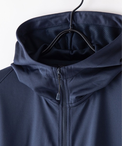 OUTDOOR PRODUCTS（アウトドアプロダクツ）の「【OUTDOOR PRODUCTS/アウトドアプロダクツ】吸水速乾　抗菌防臭加工　リフレクター　透湿　UVカット　軽量　ラッシュガードとしても使用可　ワンポイントブランドロゴ　パーカー（パーカー・メンズ・グレー/ブラック/ネイビー・MEDIUM/LARGE/X-LARGE）」の11枚目の写真