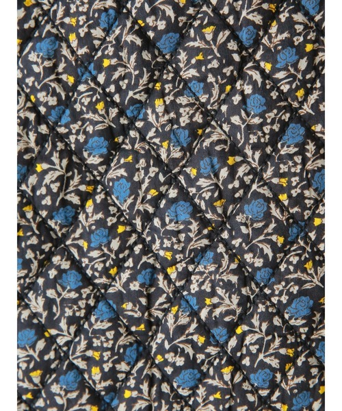 ehka sopo（エヘカソポ）の「小花柄キルティングバッグ（ショルダーバッグ・レディース・ブラック/オフホワイト/イエロー・ﾌﾘ-）」の21枚目の写真