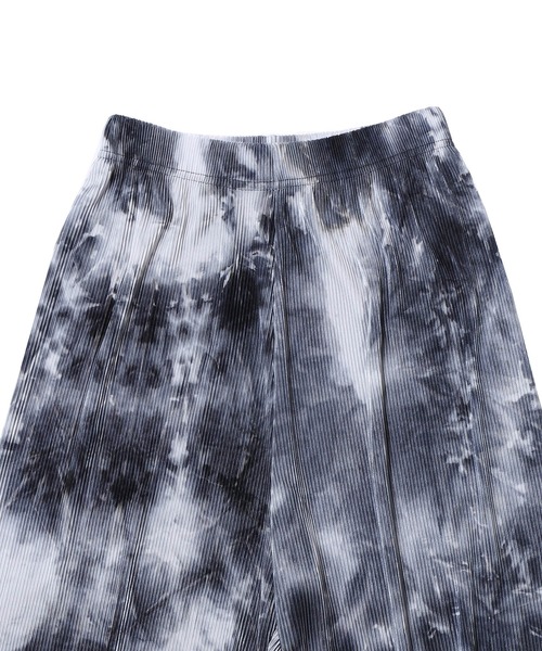 Figments(フィグメンツ)の「タイダイプリーツイージーパンツ(その他パンツ・レディース・ブラック・FREE)」の6枚目の写真