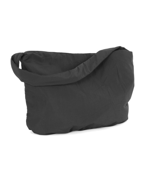 Figments（フィグメンツ）の「パデッドショルダーバッグ（ショルダーバッグ・レディース・ブラック/ホワイト・FREE）」の7枚目の写真