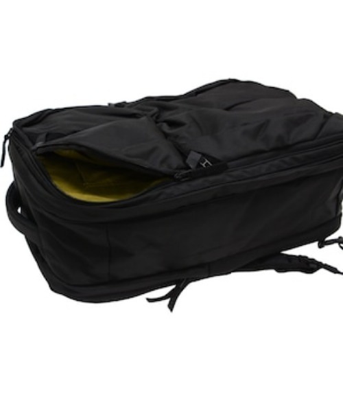 NUNC(ヌンク)の「nunc NN001 Traveler's Backpack(バックパック/リュック・メンズ・ブラック・FREE)」の2枚目の写真