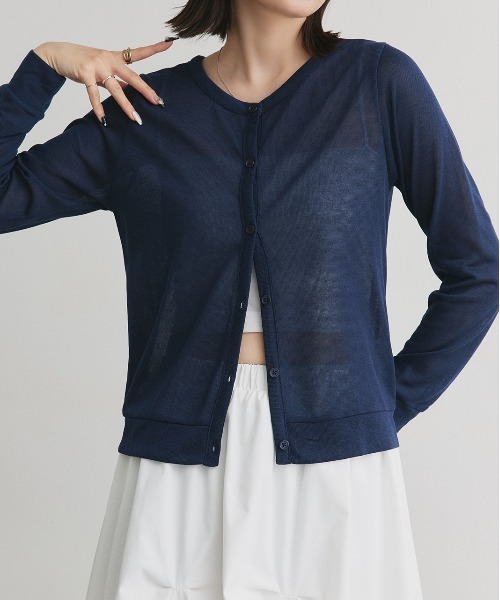 ad thie（アドティエ）の「シアー クルーネック ショート UV対策 カーディガン（カーディガン/ボレロ・レディース・パープル/マスタード/ターコイズブルー/アイボリー/ブラック/グリーン/ベージュ/ネイビー/ピンク/オレンジ系その他4/ライトグリーン/モカ/レッド/ライトグレー・FREE）」の8枚目の写真