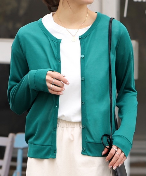 ad thie（アドティエ）の「シアー クルーネック ショート UV対策 カーディガン（カーディガン/ボレロ・レディース・パープル/マスタード/ターコイズブルー/アイボリー/ブラック/グリーン/ベージュ/ネイビー/ピンク/オレンジ系その他4/ライトグリーン/モカ/レッド/ライトグレー・FREE）」の6枚目の写真