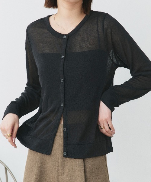 ad thie（アドティエ）の「シアー クルーネック ショート UV対策 カーディガン（カーディガン/ボレロ・レディース・パープル/マスタード/ターコイズブルー/アイボリー/ブラック/グリーン/ベージュ/ネイビー/ピンク/オレンジ系その他4/ライトグリーン/モカ/レッド/ライトグレー・FREE）」の18枚目の写真