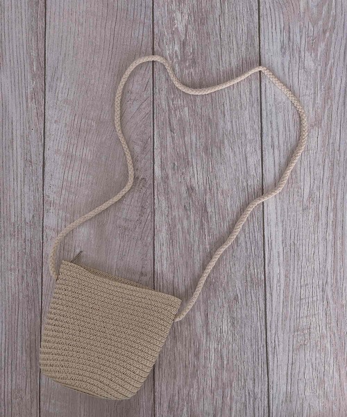 CERCA(チェルカ)の「lulunoix/デザインポシェット(ショルダーバッグ・キッズ・ベージュ/ブラウン/ピンク/ホワイト/ベージュ系1/ピンク系1/ベージュ系2/ブラウン系2/ホワイト系2/ピンク系2/ホワイト系3/ベージュ系3・FREE)」の13枚目の写真