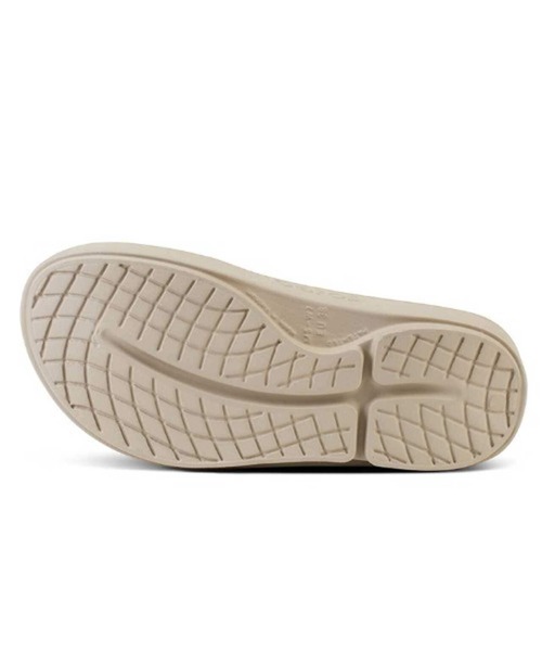 OOFOS（ウーフォス）の「OOFOS/ウーフォス OOriginal リカバリーサンダル　WOMENS ウィメンズ（サンダル・レディース・ブラック/タン/その他18・25.0/23.0/24.0）」の21枚目の写真