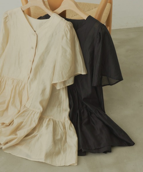 idem(イデム)の「sheer tiered tunic blouse/ティアードチュニックブラウス(チュニック・レディース・アイボリー/ブラック・FREE)」の17枚目の写真