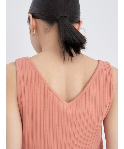 earth music&ecology（アースミュージックアンドエコロジー）の「2WAYネックタンクトップ（インナーウェア/肌着・レディース・ブルー/オフホワイト/モカ/オレンジ系その他/ブラック・L/M/S）」の6枚目の写真