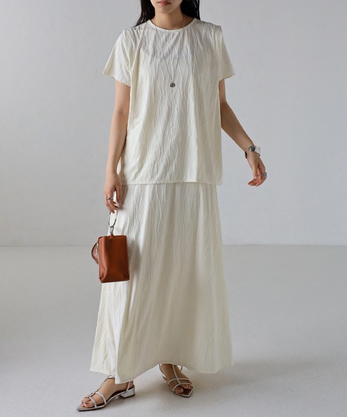 amini(アミニ)の「【2023 S/S 新作】ウェーブ柄5分袖肩タックトップス(Tシャツ/カットソー・レディース・ホワイト/ブラック・MEDIUM)」の19枚目の写真