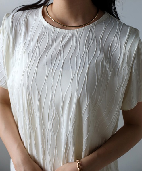 amini(アミニ)の「【2023 S/S 新作】ウェーブ柄5分袖肩タックトップス(Tシャツ/カットソー・レディース・ホワイト/ブラック・MEDIUM)」の15枚目の写真