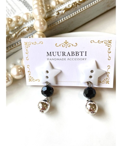 tone(トーン)の「【MUURABBTI】星ボタンのピアス (MA)(ピアス(両耳用)・レディース・ブルー/ベージュ系その他/ピンク/イエロー系その他/ピンク系その他/その他/ホワイト・FREE)」の2枚目の写真