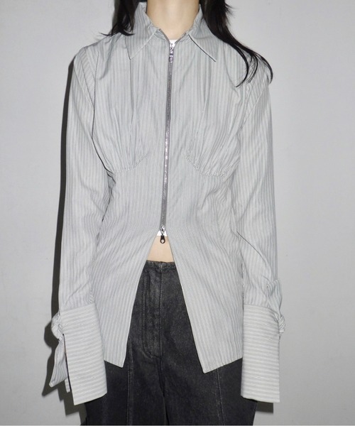 musubore（ムスボレ）の「double zip gather shirts / ダブルジップシャツ（シャツ/ブラウス・レディース・ホワイト/ブルー/ブラック・FREE）」の7枚目の写真