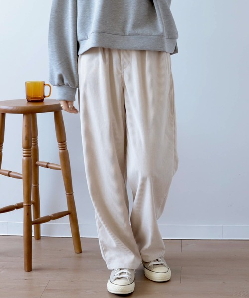 mil（ミル）の「【150㎝前後の小柄さんサイズ】コーデュロイタックパンツ【ウォッシャブル・淡色女子】（その他パンツ・レディース・ベージュ/アイボリー/ブラウン・XS/S/M）」の3枚目の写真
