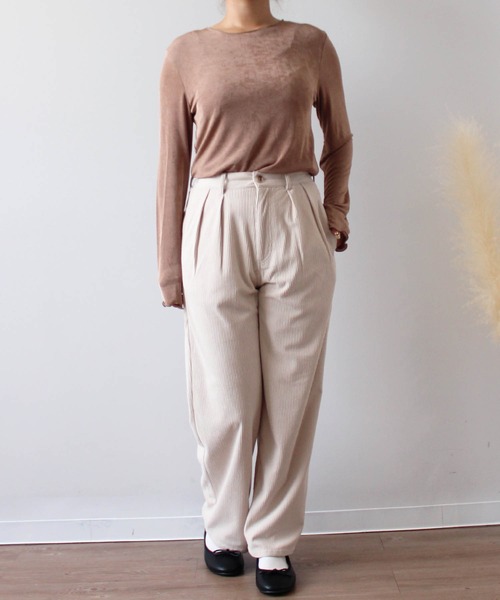 mil（ミル）の「【150㎝前後の小柄さんサイズ】コーデュロイタックパンツ【ウォッシャブル・淡色女子】（その他パンツ・レディース・ベージュ/アイボリー/ブラウン・XS/S/M）」の15枚目の写真