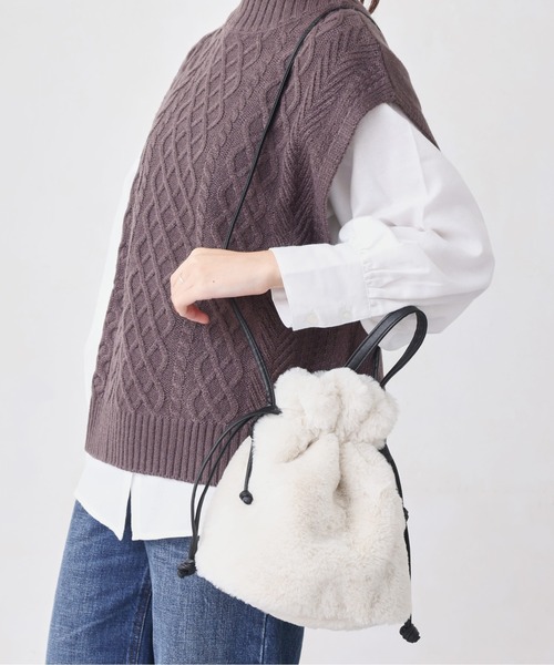 Chez toi（シェトワ）の「ファー巾着ショルダーBAG（トートバッグ・レディース・モカ/アイボリー/ブラウン/チャコールグレー・FREE）」の8枚目の写真