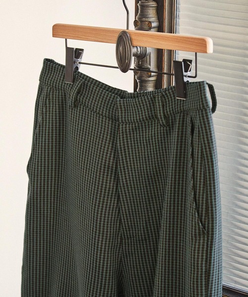 EMMA CLOTHES(エマクローズ)の「トラディショナルチェックパターンセミワイドストレートスラックスパンツ EMMA CLOTHES(スラックス・メンズ・ブラウン系/ネイビー系/グレー系・M/L)」の17枚目の写真