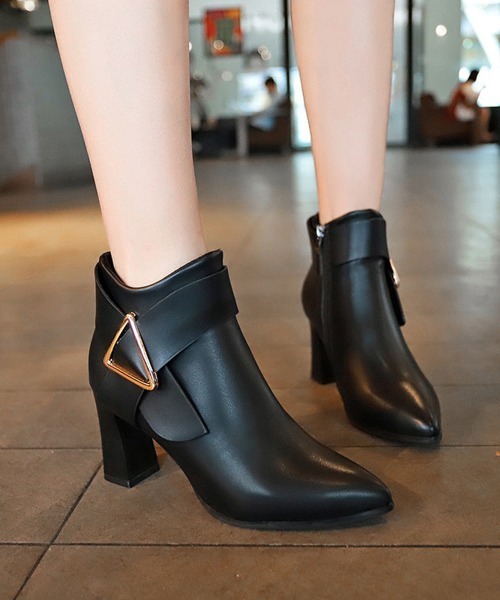 Miniministore（ミニミニストア）の「チャンキーヒール ブーティ 太ヒール（ブーツ・レディース・ベージュ/ブラック・23.5cm/24.0cm/24.5cm/22.5cm/23.0cm）」の6枚目の写真