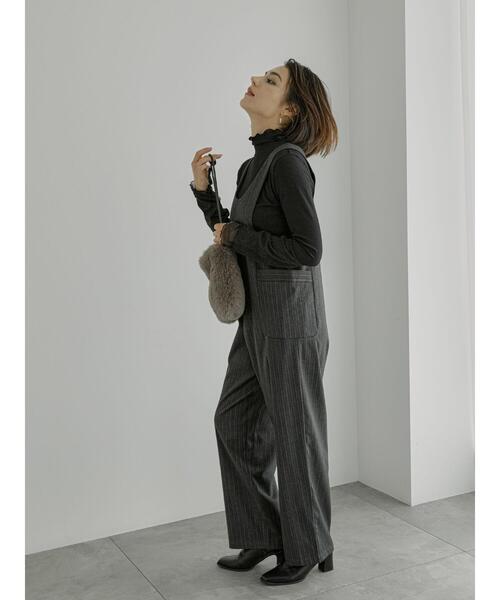 Te chichi（テチチ）の「【宮本茉由着用】袖口シャーリングチュールリブカットソー（Tシャツ/カットソー・レディース・ブラック/オフホワイト・F）」の9枚目の写真