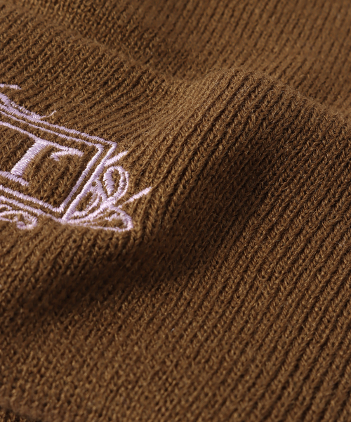 BOTT(ボット)の「【BoTT / ボット】Luxe Logo Beanie(ニットキャップ/ビーニー・メンズ・ブラウン/チャコールグレー・FREE)」の10枚目の写真
