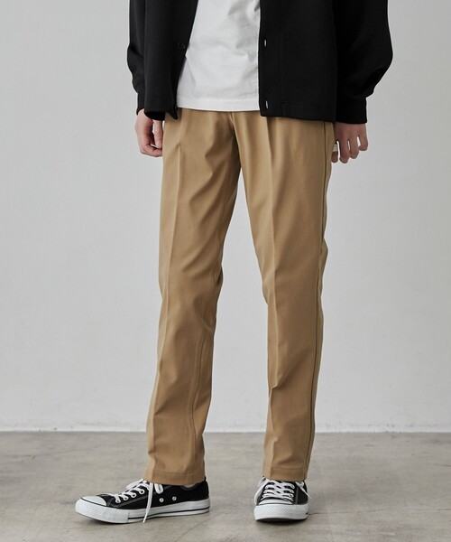 coen(コーエン)の「極楽FITテックテーパードパンツ24SS(スラックス・メンズ・ダークグレー/ブラック/ベージュ/ネイビー/その他1/その他2・S/M/L/XL)」の4枚目の写真