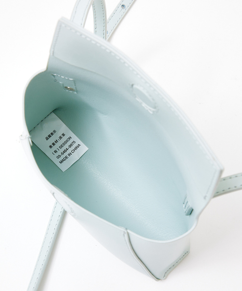 YAHKI(ヤーキ)の「【YAHKI】スクエアショルダーバッグ(ショルダーバッグ・レディース・ライトブルー・フリー)」の10枚目の写真