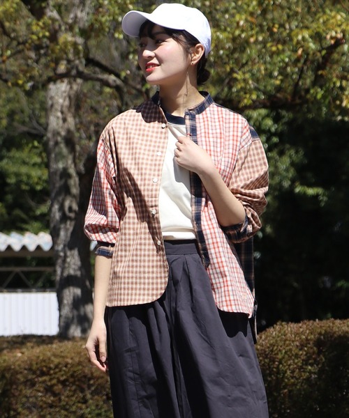 KRIFF MAYER Lady's Collection（クリフメイヤーレディースコレクション）の「スズシゲマルチチェックシャツ（シャツ/ブラウス・レディース・ベージュ/オレンジ/レッド/サックスブルー・MEDIUM/LARGE）」の4枚目の写真