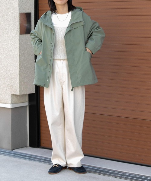 FORK&SPOON(フォークアンドスプーン)の「FORK&SPOON 撥水ショートマウンテンパーカー(マウンテンパーカー・レディース・ホワイト系その他/カーキ・1)」の16枚目の写真