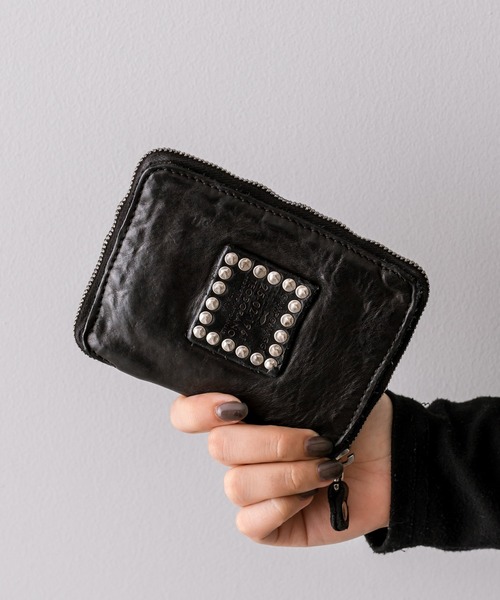 CAMPOMAGGI（カンポマッジ）の「【CAMPOMAGGI(カンポマッジ)】《牛革》ear別注スタッズ折り財布（財布・レディース・ブラック・FREE）」の3枚目の写真