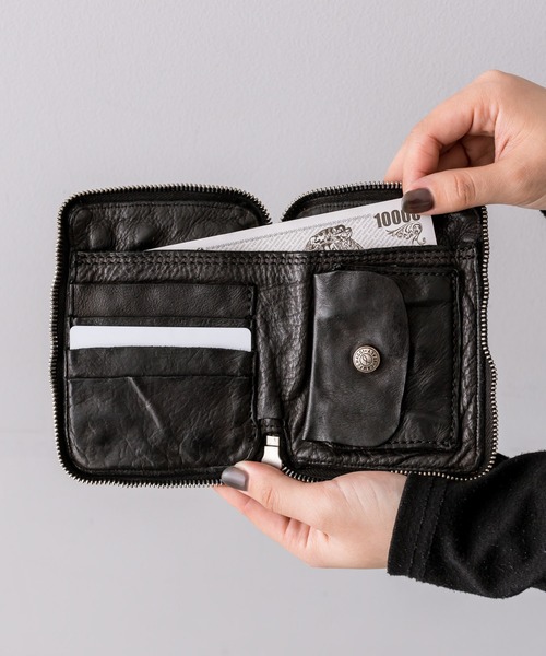 CAMPOMAGGI（カンポマッジ）の「【CAMPOMAGGI(カンポマッジ)】《牛革》ear別注スタッズ折り財布（財布・レディース・ブラック・FREE）」の11枚目の写真