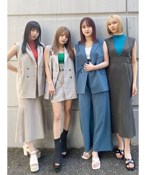 MURUA（ムルーア）の「【SET UP対応】ベーシックミニスカート（スカート・レディース・ブルー/ライトグレー/ダークグレー/ベージュ・1/2）」の13枚目の写真