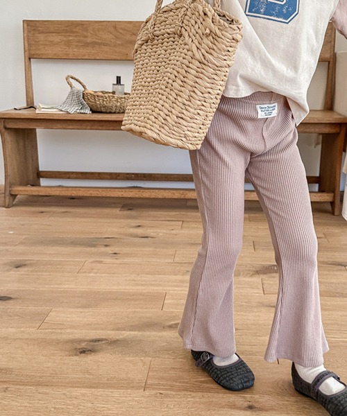 aimoha（アイモハ）の「【aimoha-KIDS-】9分丈　セミフレアパンツ (OG)（その他パンツ・キッズ・ライトグレー/ダークグレー/ピンク/ブラック/ライトピンク/ブルー・100/90/80/130/120/110/160/140/150）」の5枚目の写真