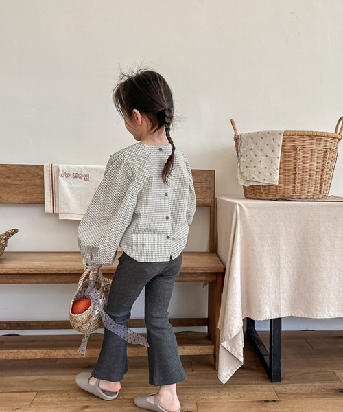 aimoha（アイモハ）の「【aimoha-KIDS-】9分丈　セミフレアパンツ (OG)（その他パンツ・キッズ・ライトグレー/ダークグレー/ピンク/ブラック/ライトピンク/ブルー・100/90/80/130/120/110/160/140/150）」の19枚目の写真