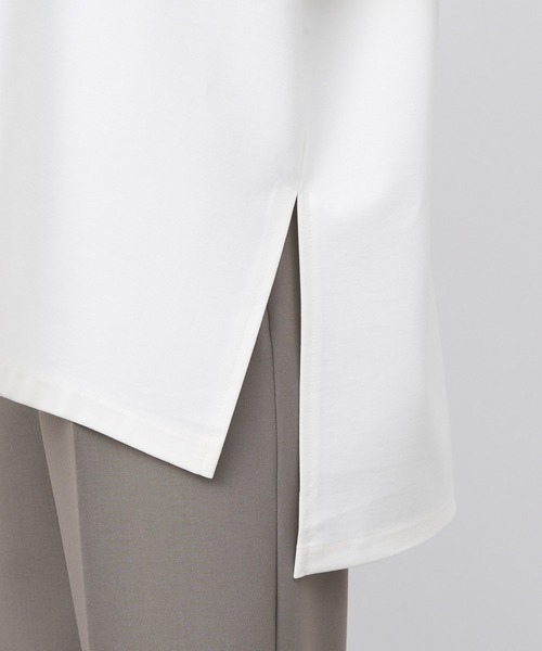 RIVE DROITE(リヴドロワ)の「【WEB限定】ライトポンチゴブソデカットソー(Tシャツ/カットソー・レディース・ベージュ/ブラック/オフホワイト・FREE)」の11枚目の写真