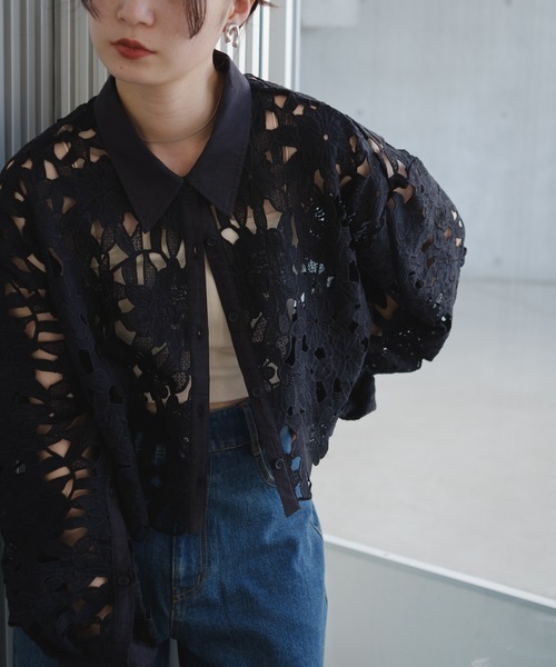 Kastane（カスタネ）の「レースクロップドシャツ（シャツ/ブラウス・レディース・ブラック/ホワイト・FREE）」の4枚目の写真