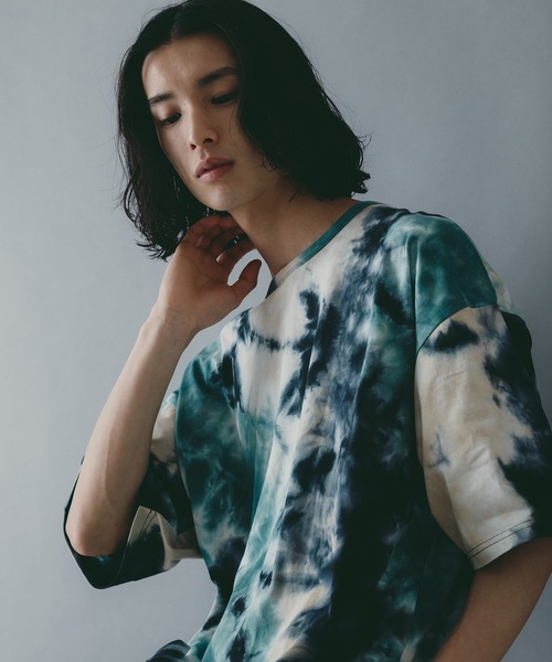 brknhome（ブロークンホーム）の「【brknhome/ブロークンホーム】オーバーサイズ　タイダイプリントTシャツ（Tシャツ/カットソー・メンズ・グリーン/レッド/ブルー・LARGE/MEDIUM）」の2枚目の写真