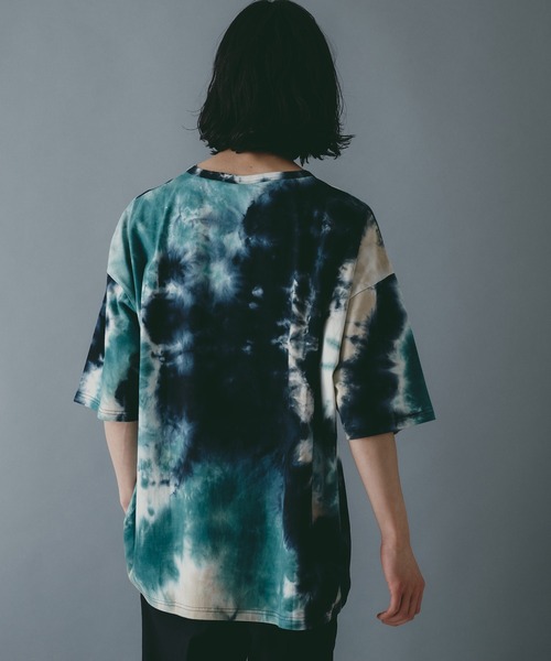 brknhome（ブロークンホーム）の「【brknhome/ブロークンホーム】オーバーサイズ　タイダイプリントTシャツ（Tシャツ/カットソー・メンズ・グリーン/レッド/ブルー・LARGE/MEDIUM）」の9枚目の写真