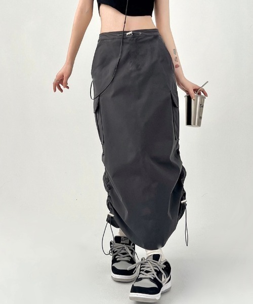 NANEA(ナネア)の「サイドドロストカーゴスカート(スカート・レディース・チャコールグレー/ブラック・SMALL/MEDIUM/LARGE)」の5枚目の写真