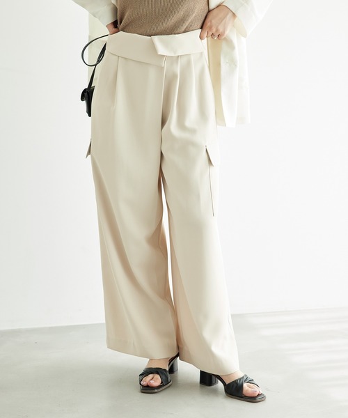 ROPE' PICNIC(ロペピクニック)の「アシンメトリータックパンツ(その他パンツ・レディース・ブラック/ベージュ系その他・36/38/40)」の9枚目の写真