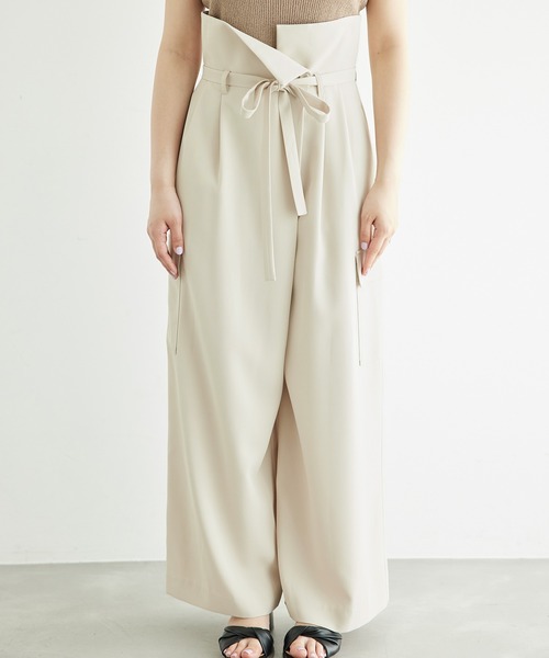 ROPE' PICNIC(ロペピクニック)の「アシンメトリータックパンツ(その他パンツ・レディース・ブラック/ベージュ系その他・36/38/40)」の11枚目の写真