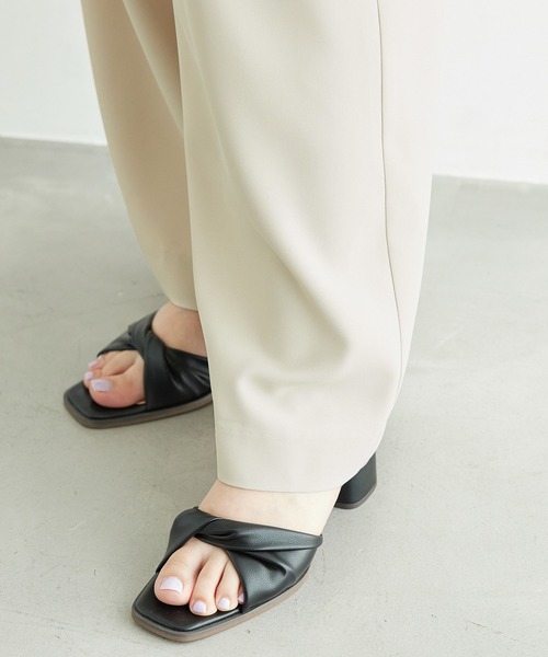 ROPE' PICNIC(ロペピクニック)の「アシンメトリータックパンツ(その他パンツ・レディース・ブラック/ベージュ系その他・36/38/40)」の20枚目の写真