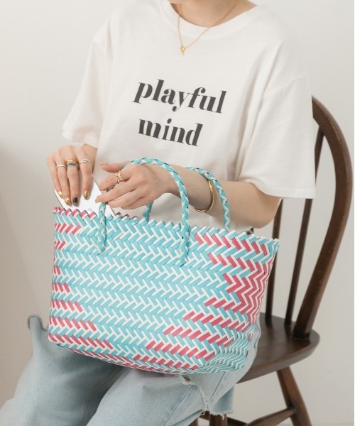 ad thie(アドティエ)の「2サイズ・マルチカラー パサールバッグ(トートバッグ・レディース・サックスブルー系/ブラック×ホワイト/イエロー系1/ブルー系/ブラック系/イエロー系2/ネイビー系/グレー系・MEDIUM/LARGE)」の11枚目の写真
