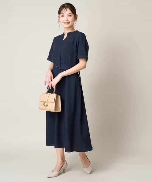 a.v.v（アーヴェヴェ）の「【接触冷感/洗える】ベルテッドフレアワンピース（ワンピース・レディース・ネイビー/ベージュ・36/38/40/34/42）」の5枚目の写真