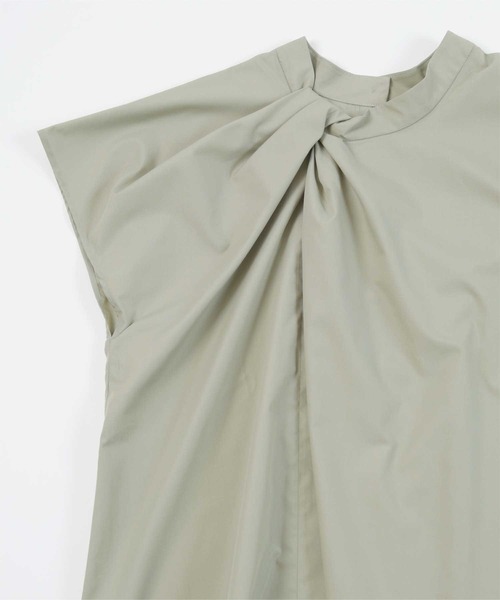 UR'S(ユアーズ)の「ワンポイントハイネックブラウス(シャツ/ブラウス・レディース・ライトカーキ/ブラック/オフホワイト・S/M/L)」の18枚目の写真