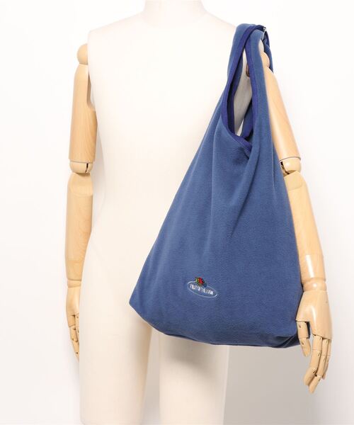 FRUIT OF THE LOOM(フルーツオブザルーム)の「FREECE TOTE BAG /トートバッグ / A4 / カジュアル / ロゴ / ワンポイント / 刺繍 / 大容量 / フリース / ユニセックス(トートバッグ・メンズ・グレー/グリーン/ピンク/ブラウン/オレンジ/ネイビー・FREE)」の9枚目の写真